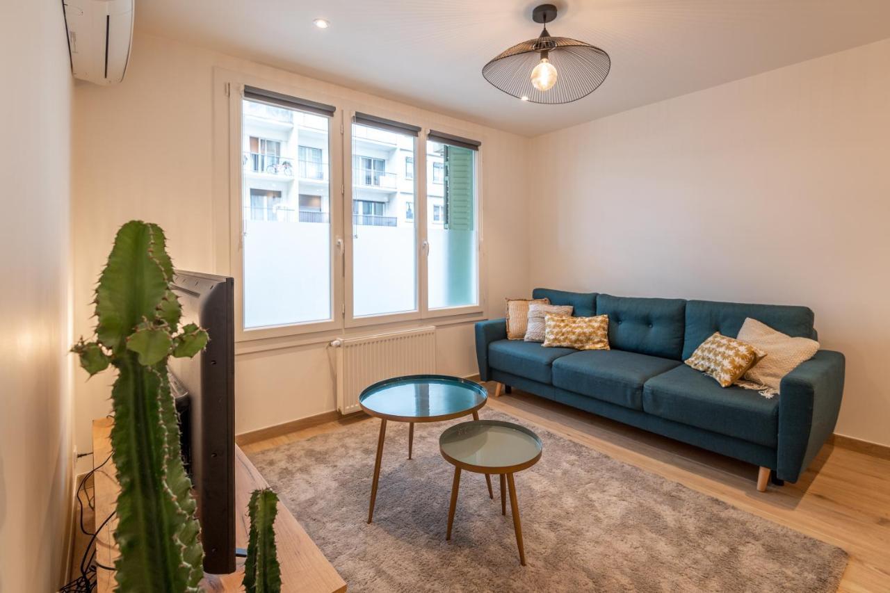 Appartement 7 Rhone Super T2 Renove Avec Place De Parking Privee à Annecy Extérieur photo